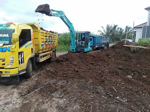 SEWA ALAT BERAT EXCAVATOR PER JAM SUKABUMI
